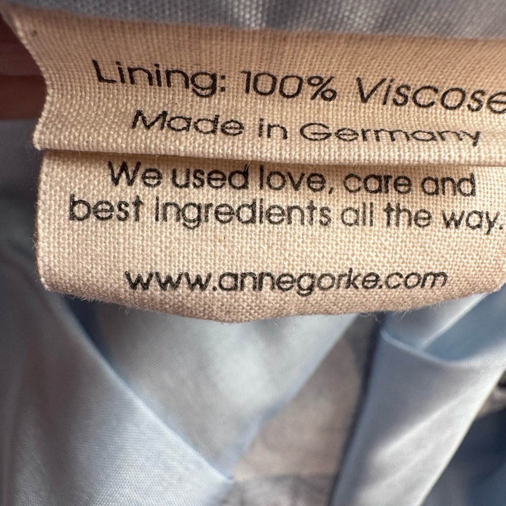 Anne Gorke Elegant Blue Patterned Dress - Picture 7 of 13